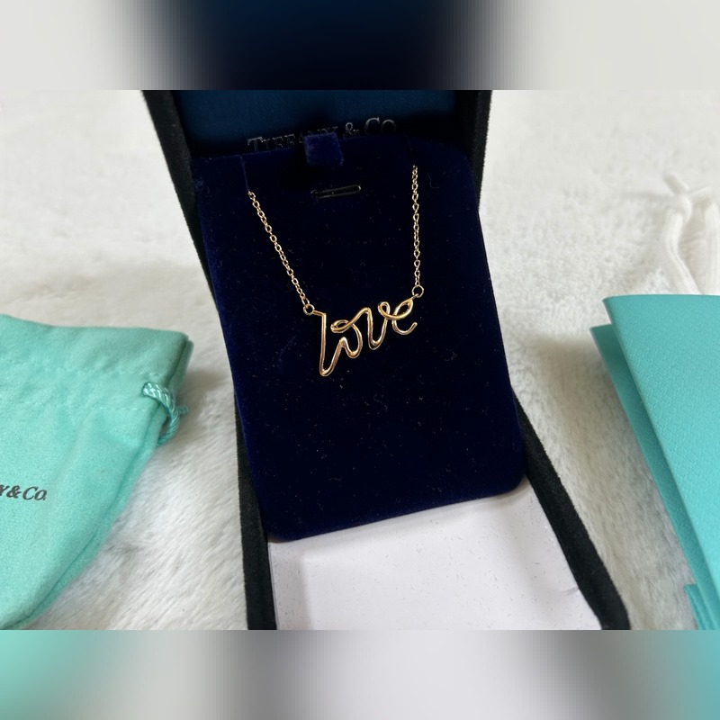 蒂芙尼 Tiffany Love光面字母項鍊 黃金色 玫瑰金色 銀色