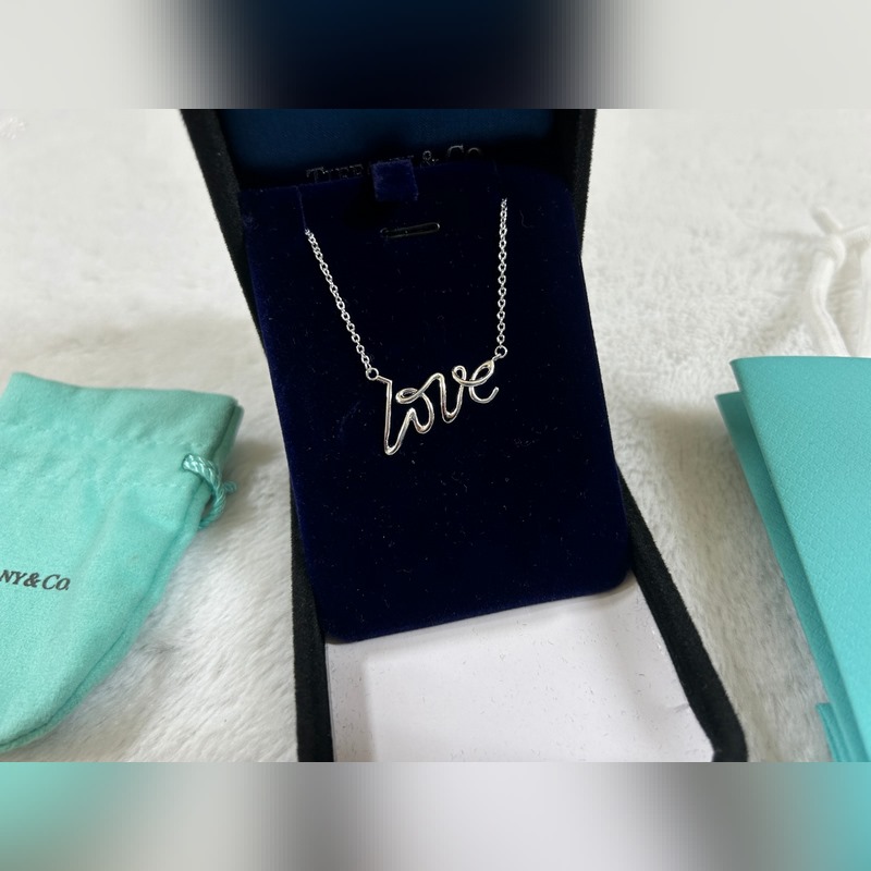 蒂芙尼 Tiffany Love光面字母項鍊 黃金色 玫瑰金色 銀色