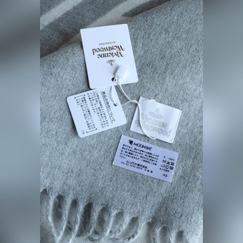 西太後土星披肩 薇薇安 維斯特伍德 小衆(zhòng)奢品 低調(diào)簡約 手感柔軟 100%羊絨