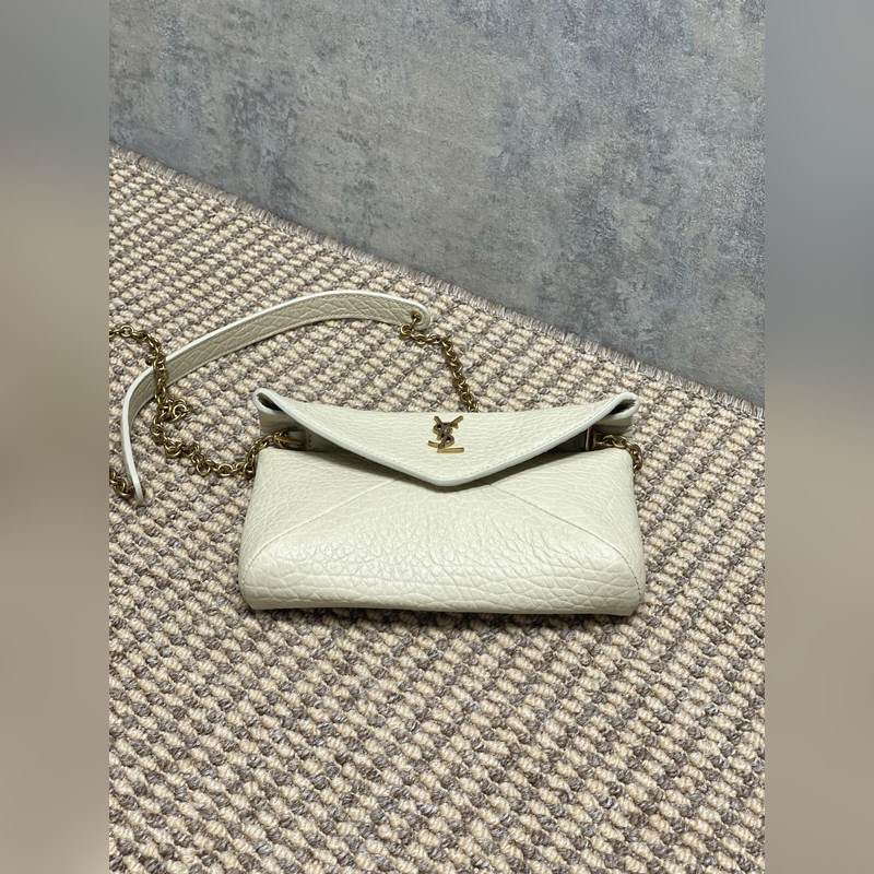 奶白 Calypso 新款 mini鍊條包 不一樣的信封包 鍊條可拆卸做手包，手