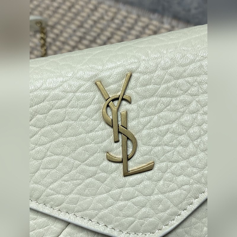 奶白 Calypso 新款 mini鍊條包 不一樣的信封包 鍊條可拆卸做手包，手