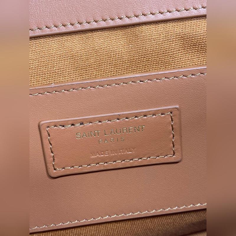 YSL聖羅蘭MONOGRAM 夏日拉菲草 質(zhì)感超好可斜挎 單肩 肩帶可調(diào)節(jié)長(zhǎng)短