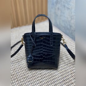 YSL新款mini 鱷魚紋迷你小托特 肩帶可調節，適合身高範圍大，鱷魚紋耐受抗壓