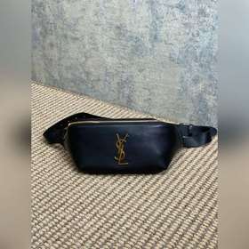 YSL classic腰包男女都可背拉鍊式開合腰包，經典標志性logo，包內有卡