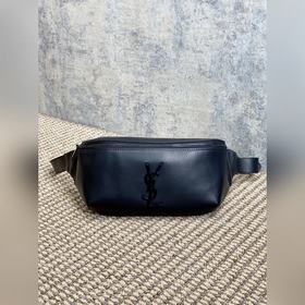 YSL classic腰包男女都可背拉鍊式開合腰包，經典標志性logo，包內有卡