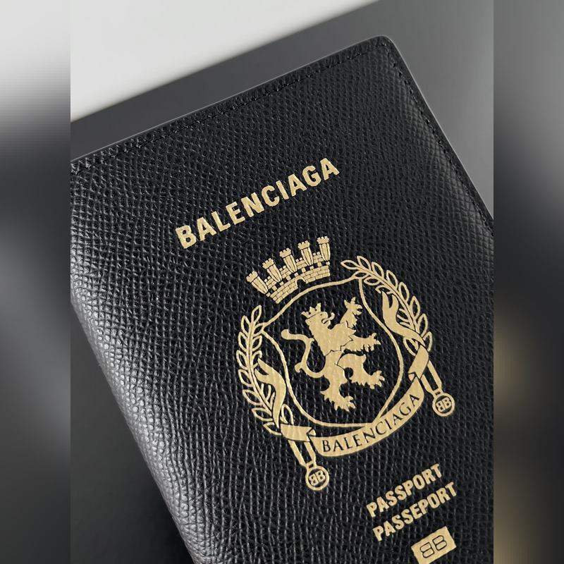 Balenciaga2024SS 酷裡酷氣的一款錢包 無機票錢夾款更適合日常使用