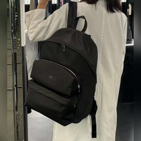 馬吉拉 Maison Margiela MM6 SS24尼龍純色雙肩包 尺寸：