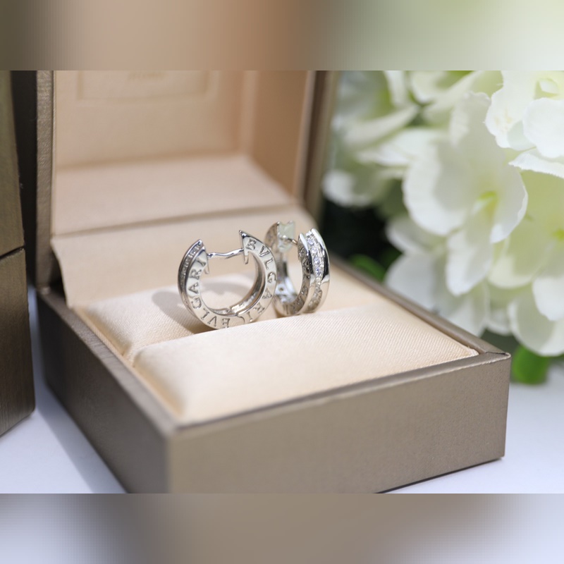 [原單對版] (配全套包裝) 寶格麗耳釘火爆鑲鑽耳扣.耳釘系列 窄版耳夾