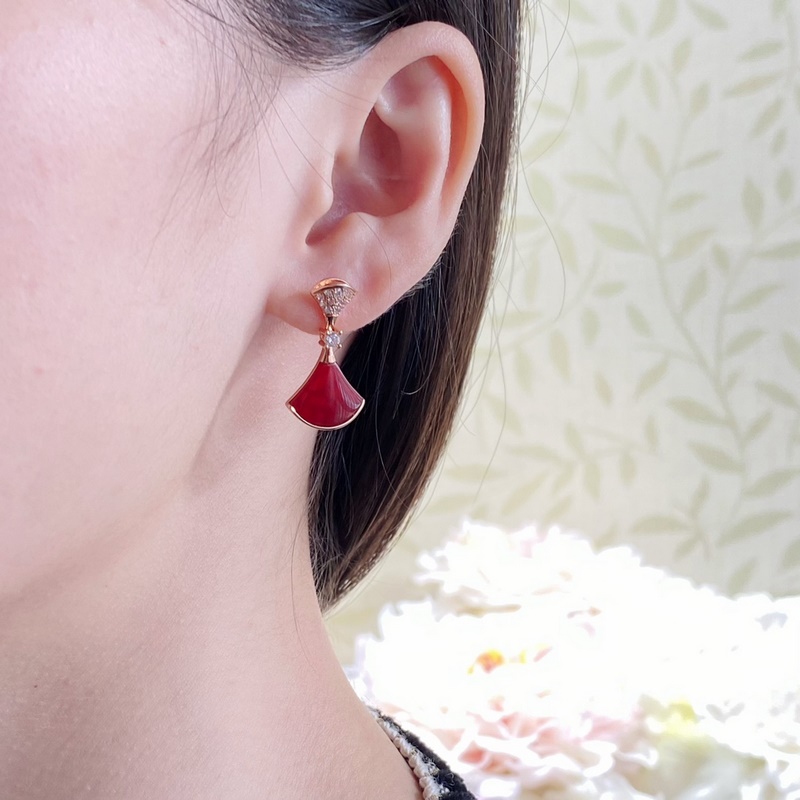 [原單對版] (配全套包裝) 寶格麗耳釘 滿鑽貝母裙子耳釘