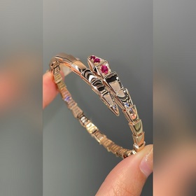 [原單對版] (配全套包裝) 新品寶格麗彩寶蛇手鐲