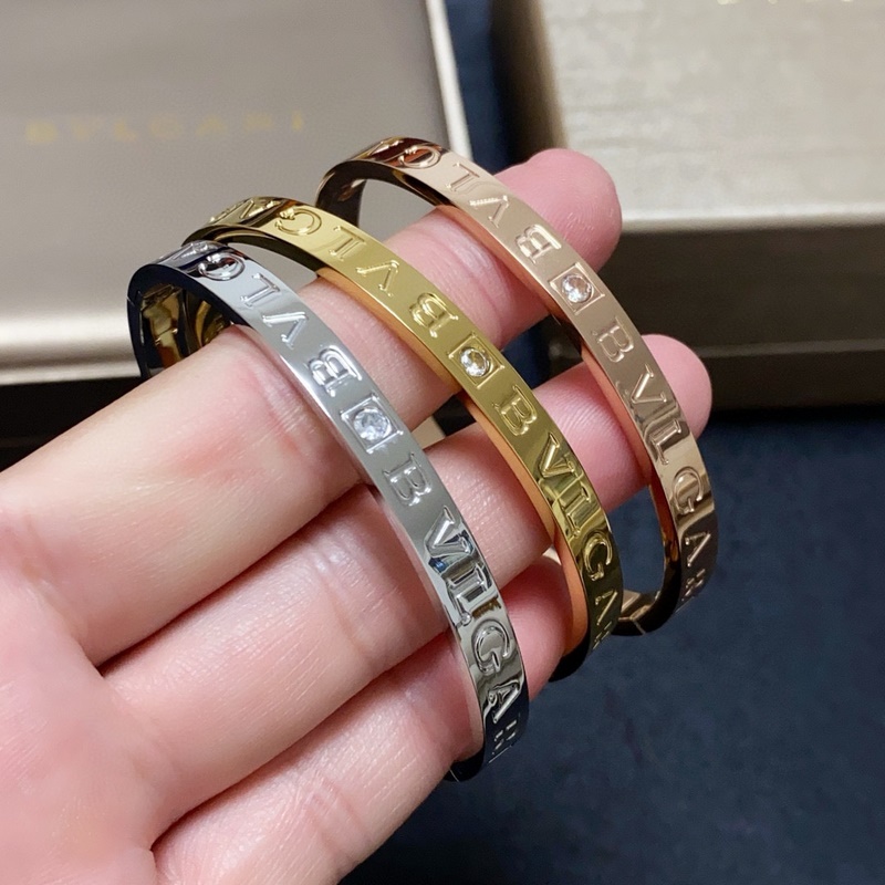 [原單對版] (配全套包裝) 寶格麗BVLGARI高品質中性款鑲鑽手鐲，非常百