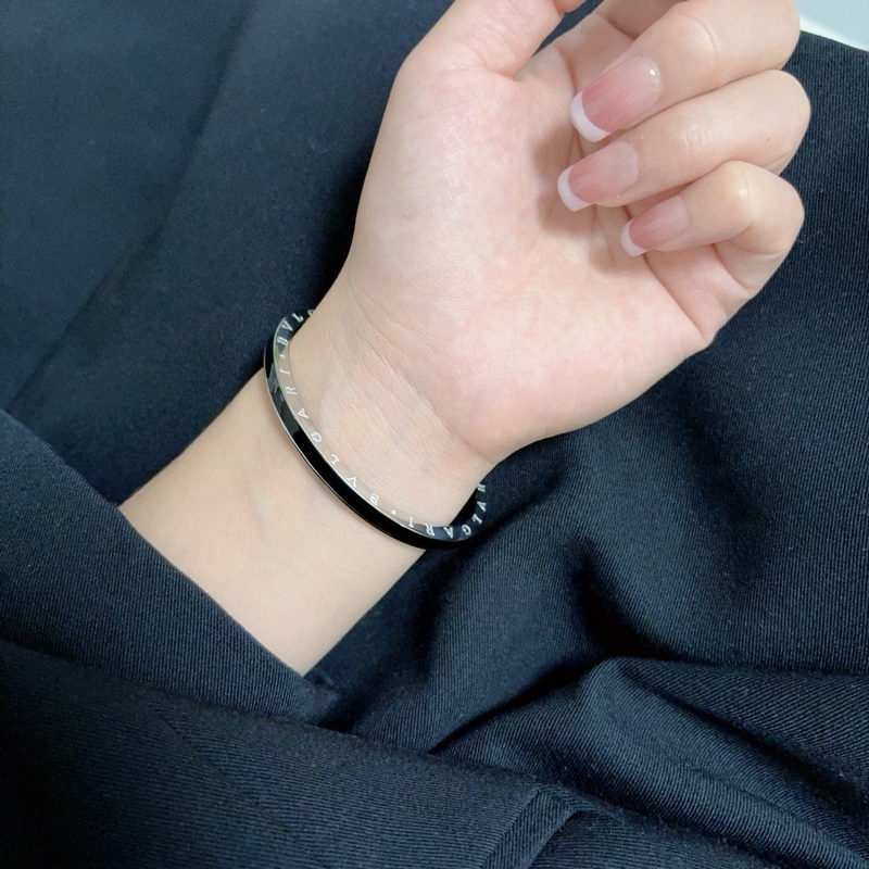 [原單對版](配專櫃對版) 寶格麗BVLGARI高品質中性款開口手鐲，非常百搭的