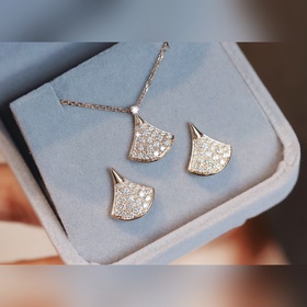 [原單對版]項鍊+ 耳釘 寶格麗 項鍊耳釘扇子滿鑽一套