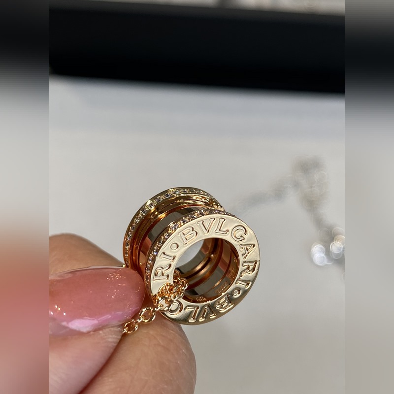 [原單對版] (配全套包裝) 寶格麗經典彈簧看細節 彈簧裡裡外外都非常精緻非常