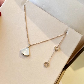 [原單對版] (配全套包裝) 寶家裙子項鍊