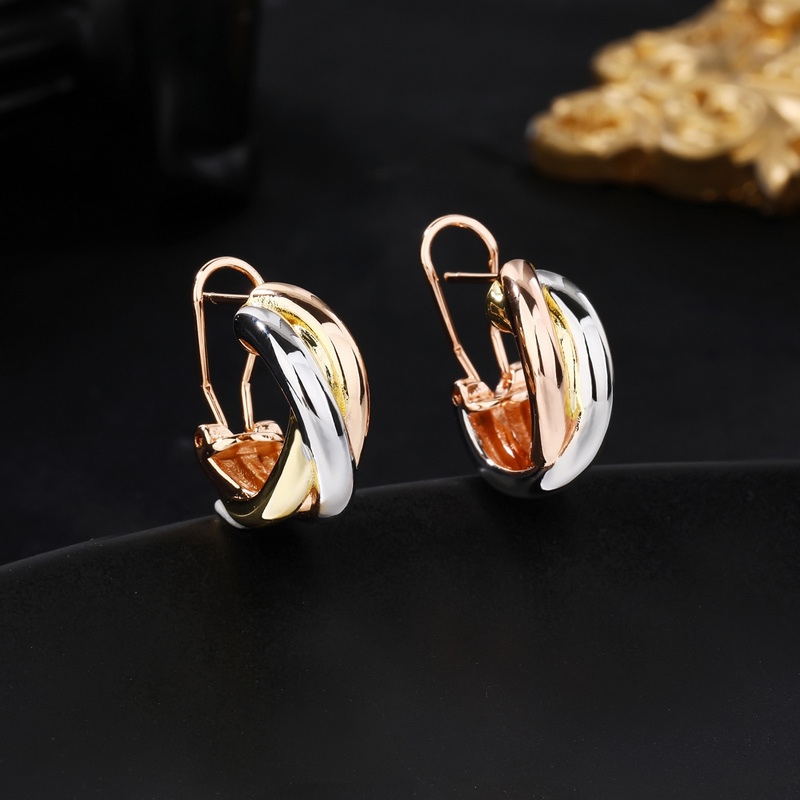 [原單對(duì)版] (配全套包裝) 新款卡地亞 Cartier耳環(huán) 官網(wǎng)同步上新 精