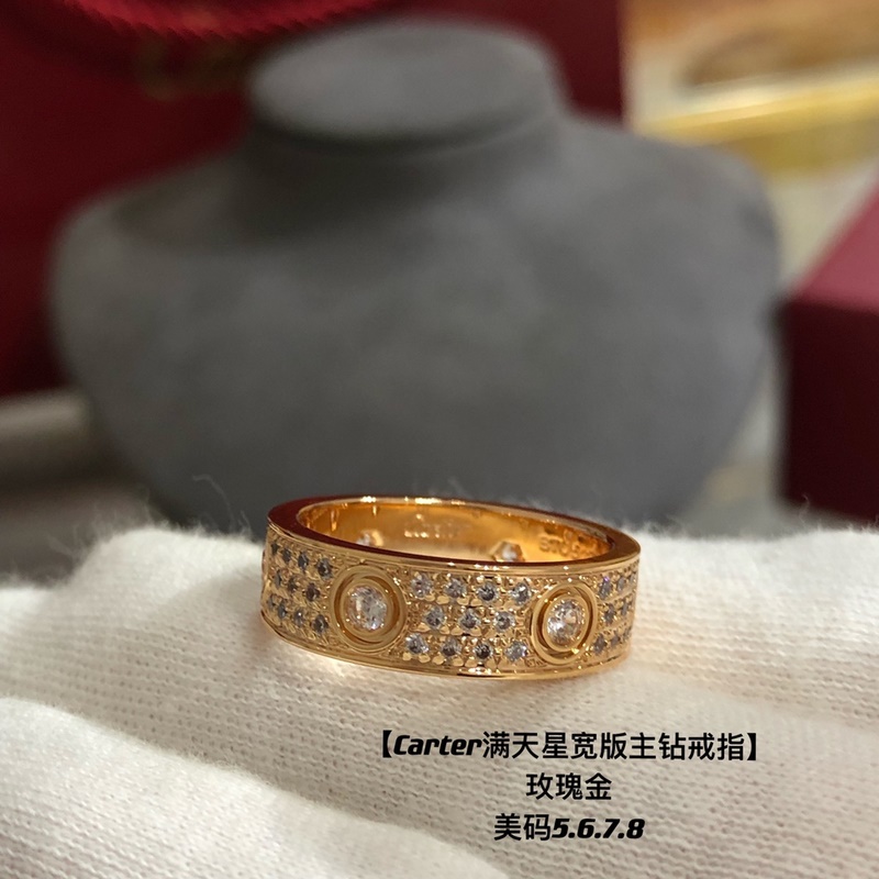 [原單對版] (配全套包裝) 老卡家經(jīng)典love滿天星寬版主鑽戒指，這款太火爆