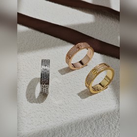 [原單對版] (配全套包裝) 卡地亞 Cartier滿天星戒指寬版窄版