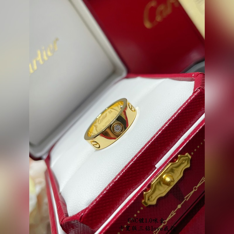 [原單對版] (配全套包裝) 卡地亞 CartierCNC寬版三鑽love釘戒