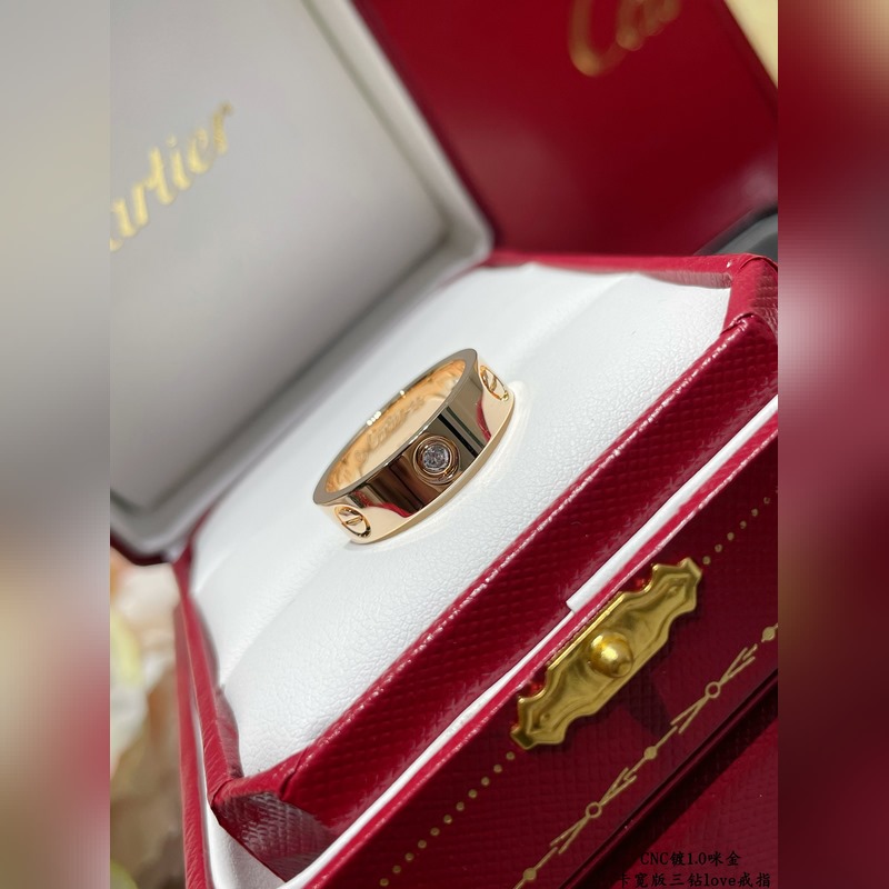 [原單對版] (配全套包裝) 卡地亞 CartierCNC寬版三鑽love釘戒