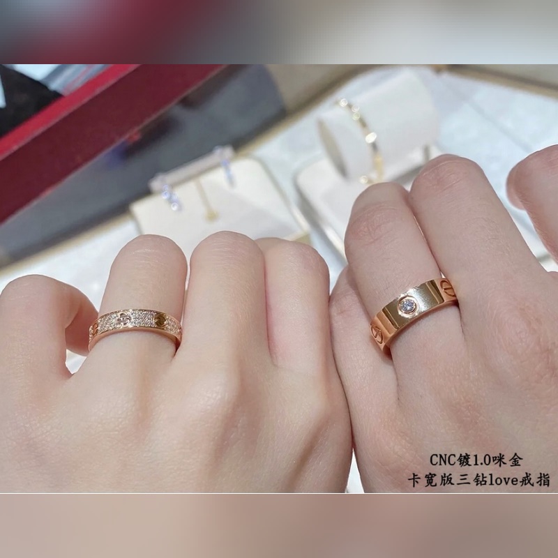 [原單對版] (配全套包裝) 卡地亞 CartierCNC寬版三鑽love釘戒