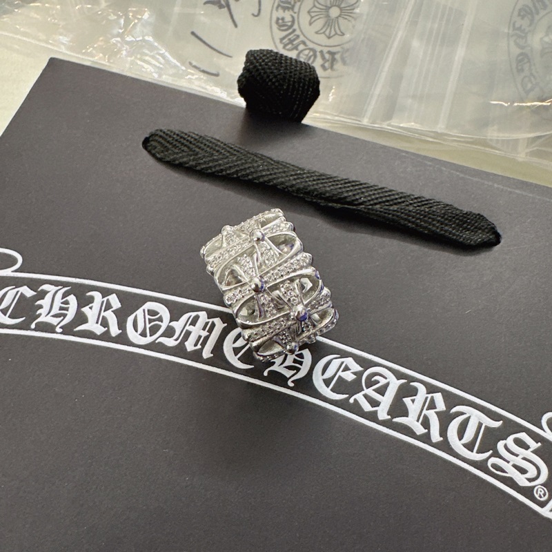 [原單對版] (配全套包裝) 卡地亞 Cartier鉑金色嘻哈冷淡羅馬十字架花