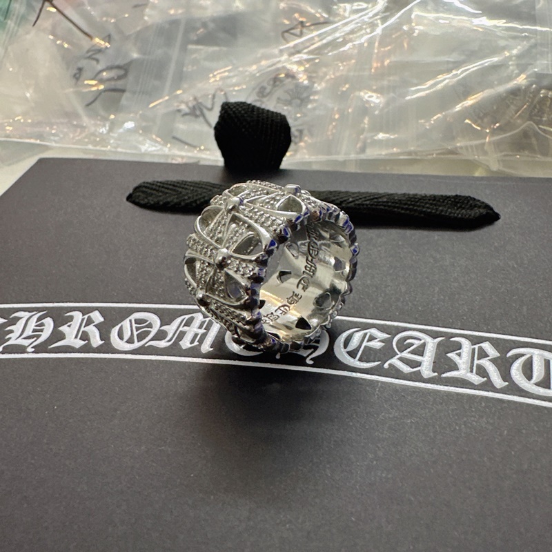 [原單對版] (配全套包裝) 卡地亞 Cartier鉑金色嘻哈冷淡羅馬十字架花