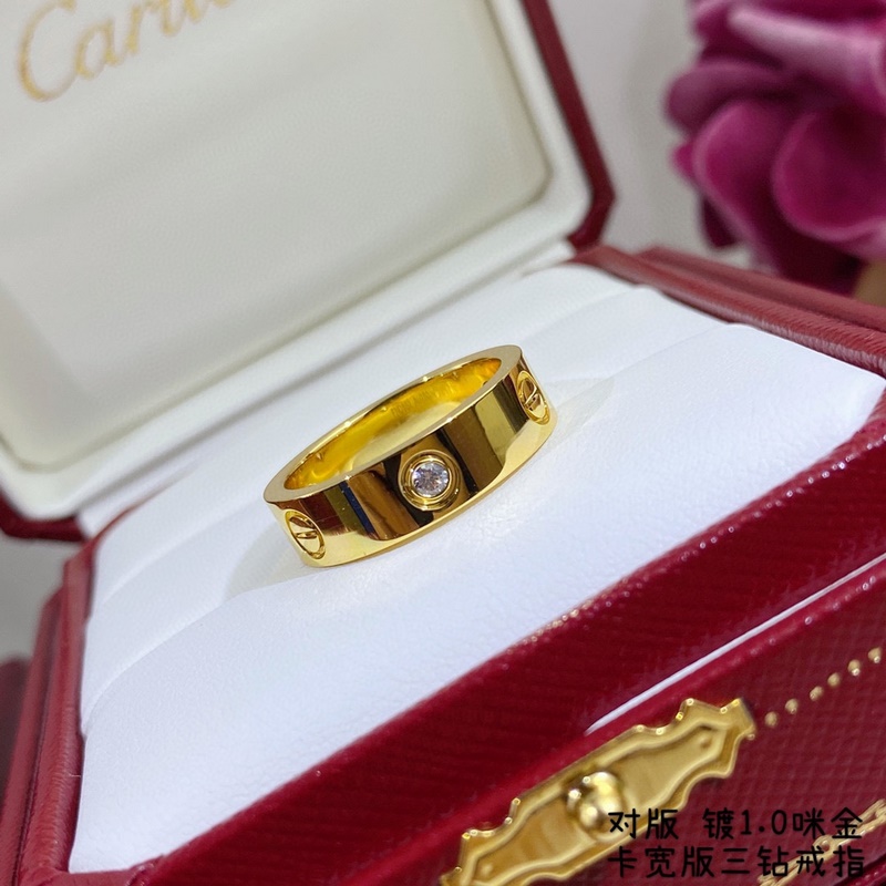 [原單對(duì)版] (配全套包裝) 寬版三鑽戒指 三色。卡地亞 Cartier戒指C