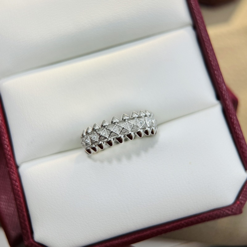 (配全套包裝) 卡地亞 Cartier鉚釘 子彈頭帶鑽戒指 最受歡迎的一 非常個