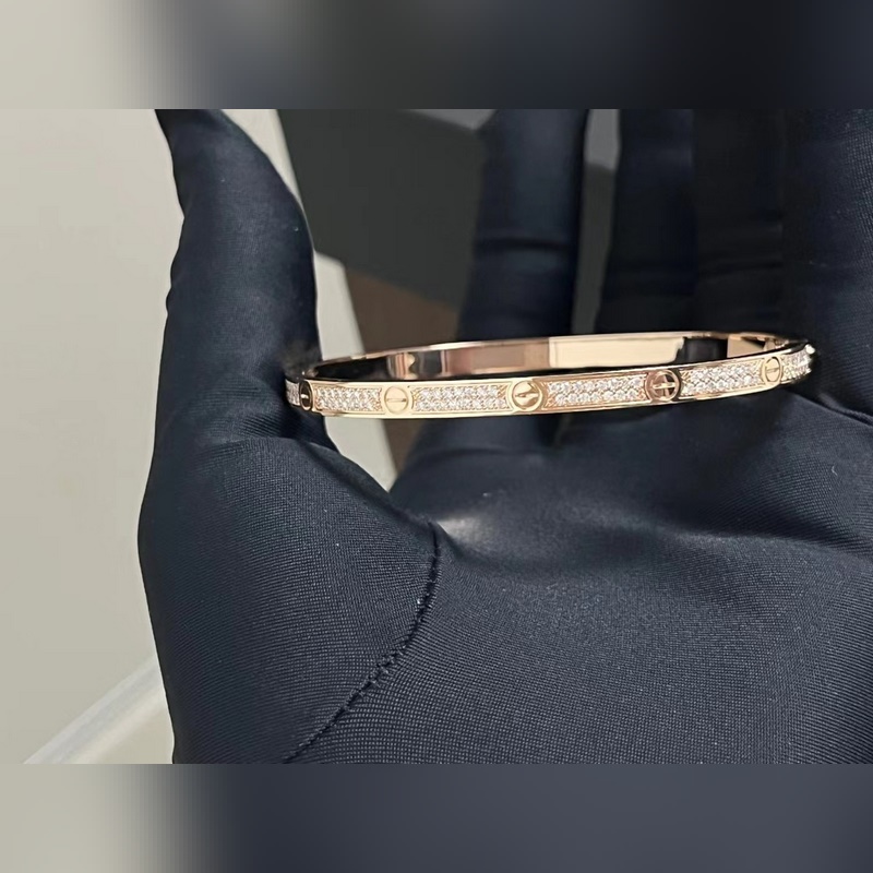 [原單對版] (配全套包裝) 卡地亞 Cartier窄版滿天星手鐲