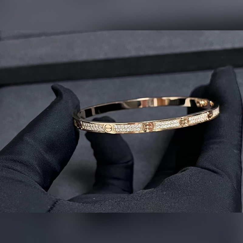 [原單對版] (配全套包裝) 卡地亞 Cartier窄版滿天星手鐲