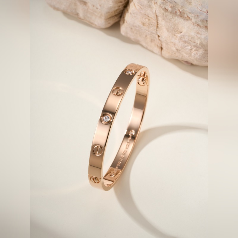 [原單對版] (配全套包裝) 卡地亞 Cartier寬版四鑽手鐲(尺寸16、1