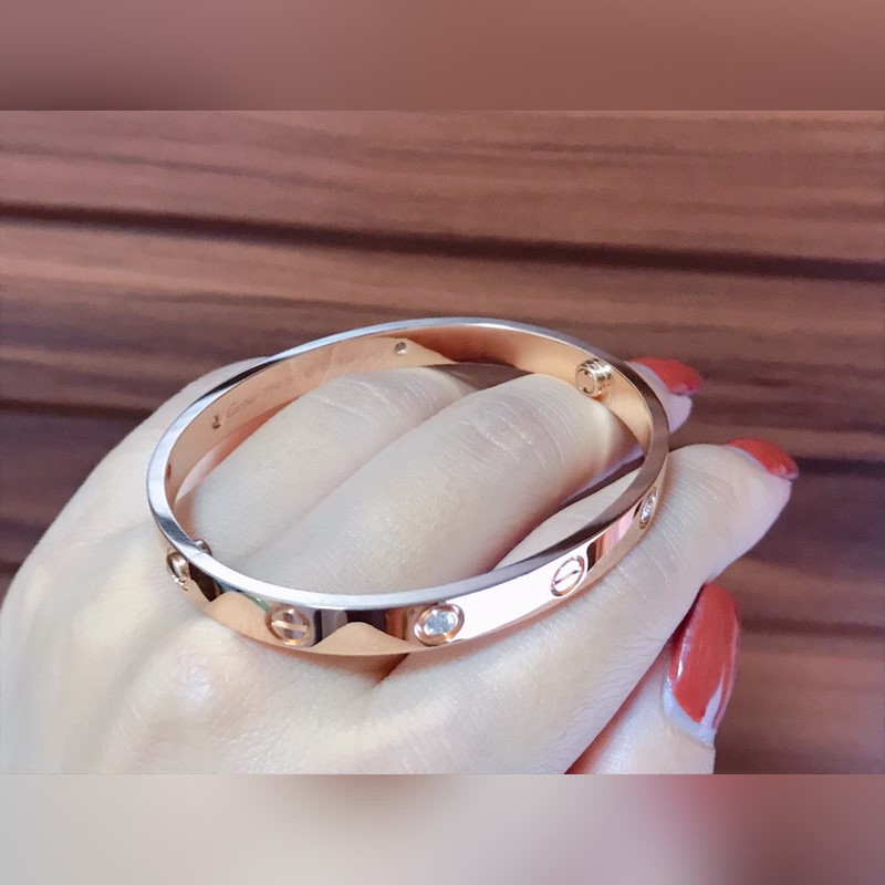 [原單對版] (配全套包裝) 現貨 (卡地亞 Cartier玫瑰金四鑽手鐲)C