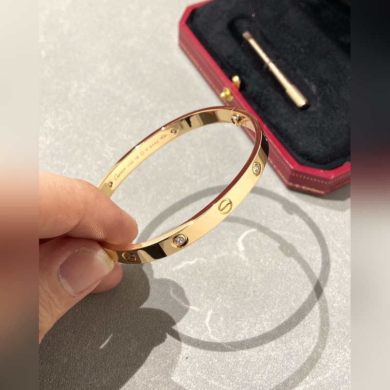 [原單對版] (配全套包裝) Cartier卡地亞 Cartier 寬版四鑽手