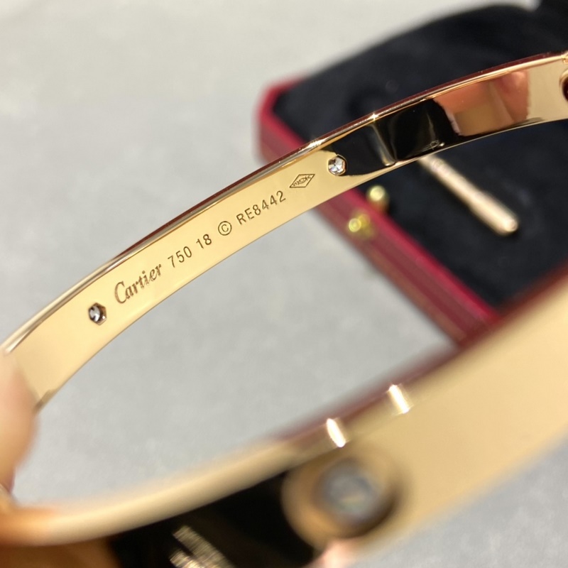 [原單對版] (配全套包裝) Cartier卡地亞 Cartier 寬版四鑽手