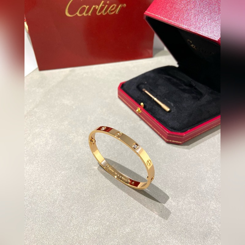 [原單對版] (配全套包裝) Cartier卡地亞 Cartier 寬版四鑽手