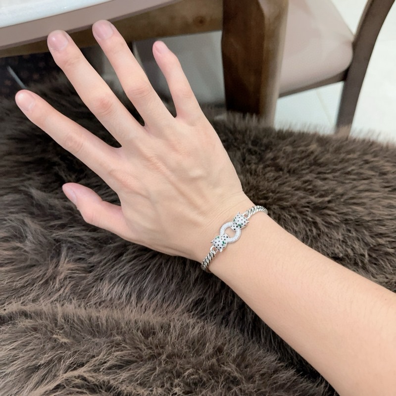 [原單對版] (配全套包裝) 卡地亞 Cartier手鍊手鐲 品相完美，細節無