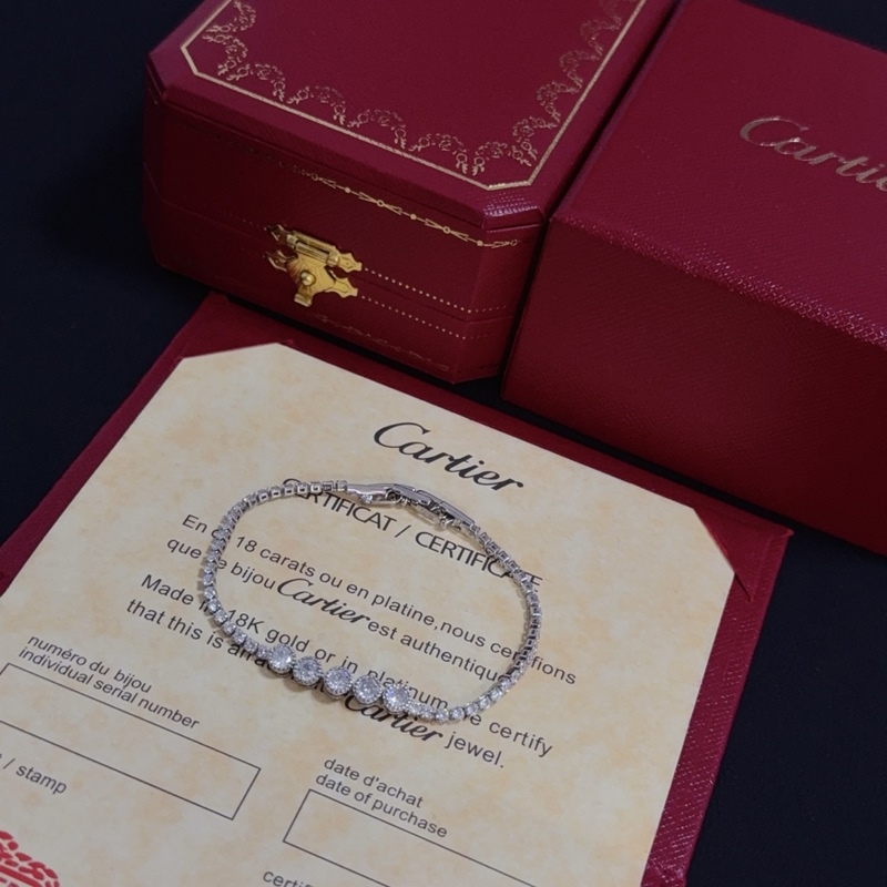 [原單對版] (配全套包裝) 卡地亞 Cartier鑲鑽手鍊，高端定制版本 鑲