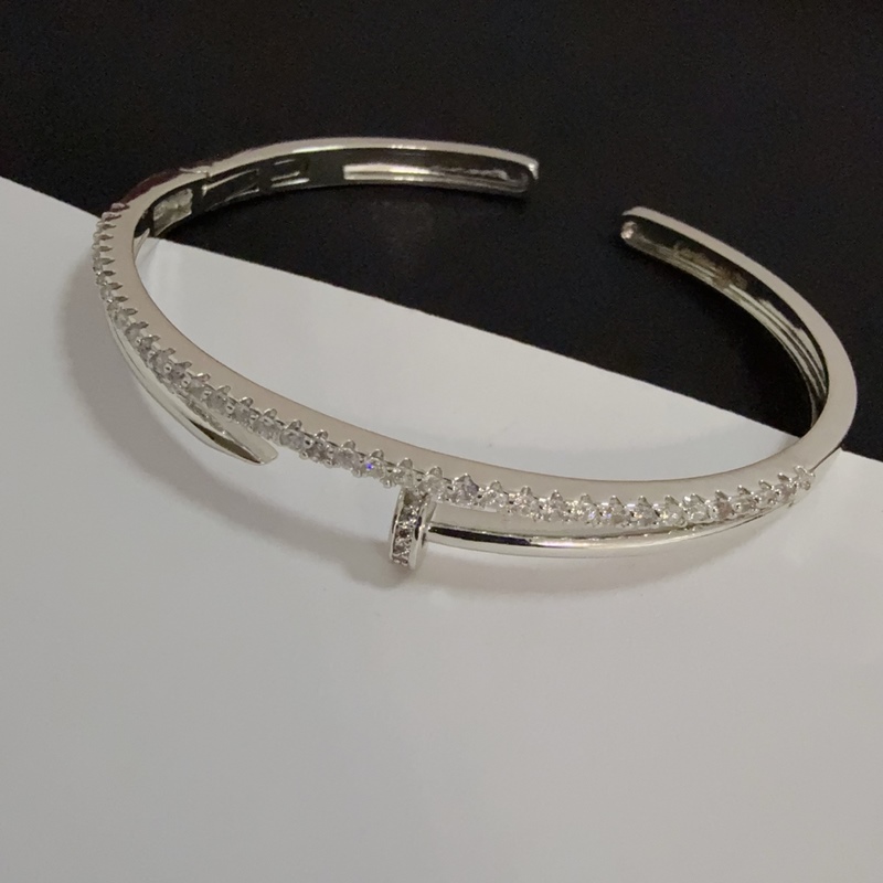 [原單對版] (配全套包裝) 卡地亞 Cartier鑲鑽釘子手鐲 高端定制版本