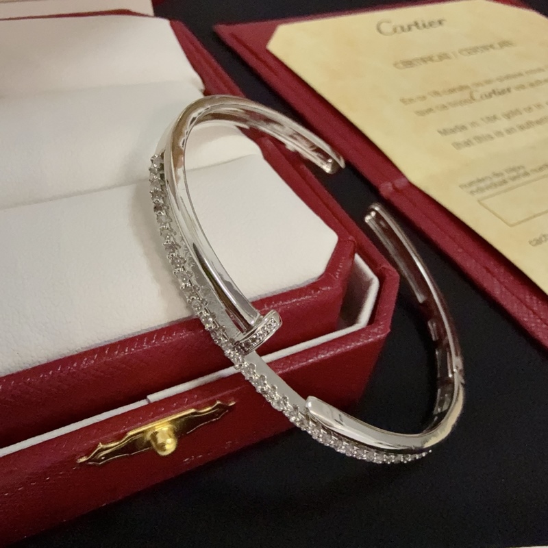 [原單對版] (配全套包裝) 卡地亞 Cartier鑲鑽釘子手鐲 高端定制版本