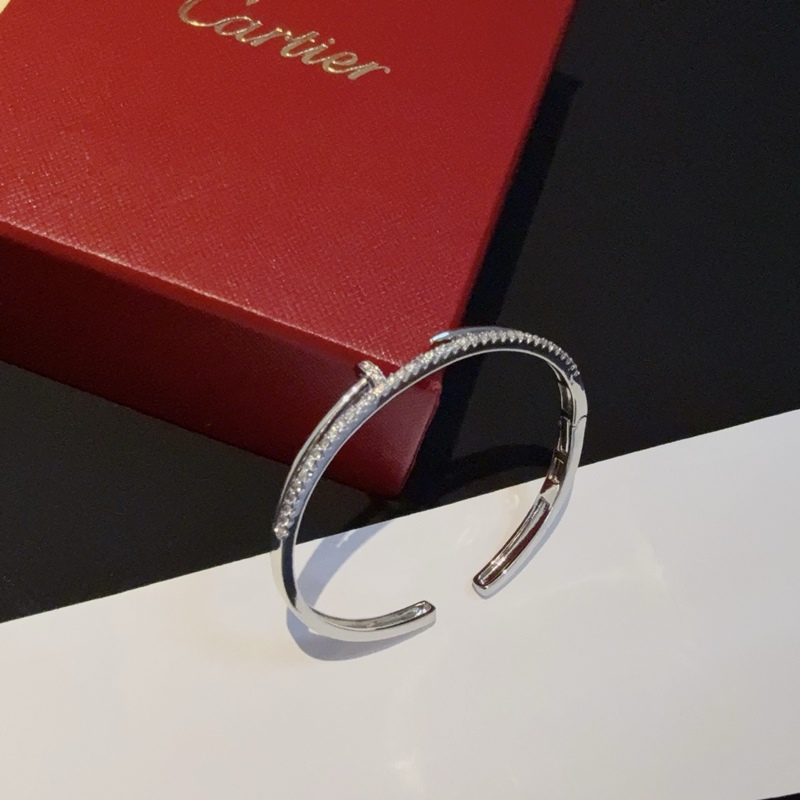[原單對版] (配全套包裝) 卡地亞 Cartier鑲鑽釘子手鐲 高端定制版本
