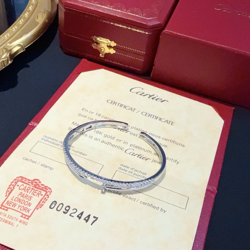 [原單對版] (配全套包裝) 卡地亞 Cartier鑲鑽釘子手鐲 高端定制版本
