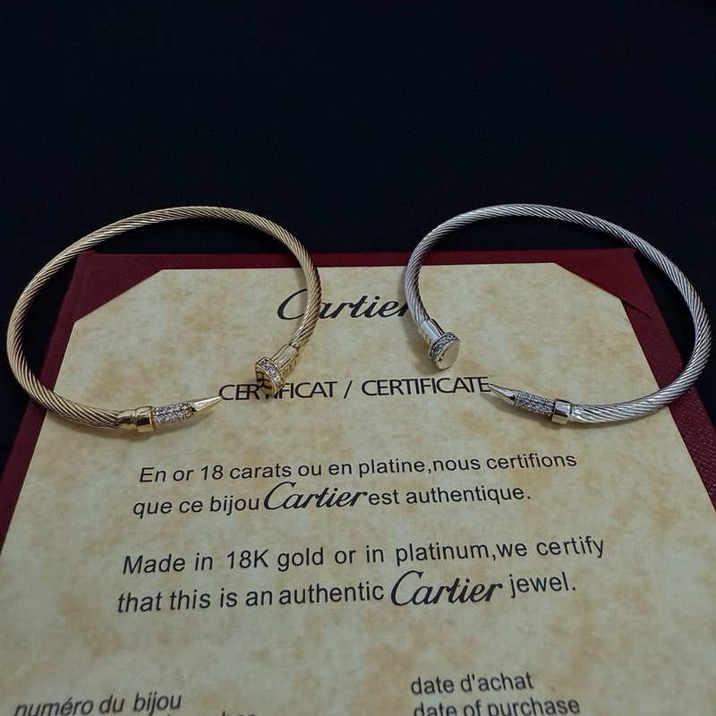 [原單對版] (配全套包裝) 卡地亞 Cartier釘子鑲鑽手鐲 明星網紅同歀