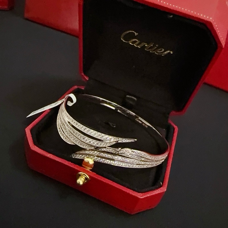 [原單對(duì)版](配全套包裝) 卡地亞 Cartier羽毛鑲鑽手鐲 高端定制版本 鑲