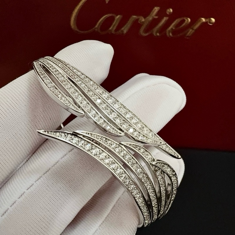 [原單對(duì)版](配全套包裝) 卡地亞 Cartier羽毛鑲鑽手鐲 高端定制版本 鑲