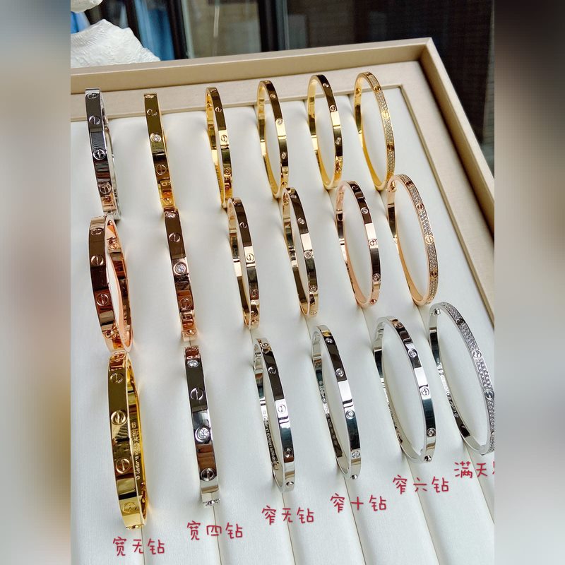 [原單對版] (配全套包裝) 實拍卡地亞 Cartier手鐲~