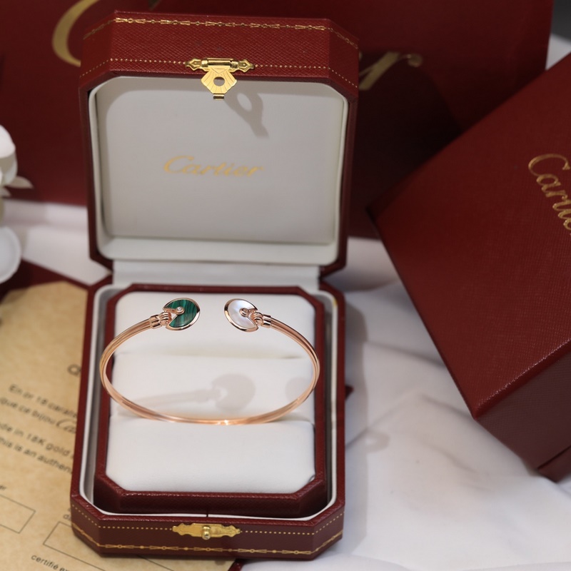 卡地亞 Cartier護身符手鐲 ！卡地亞 CartierAmulette de