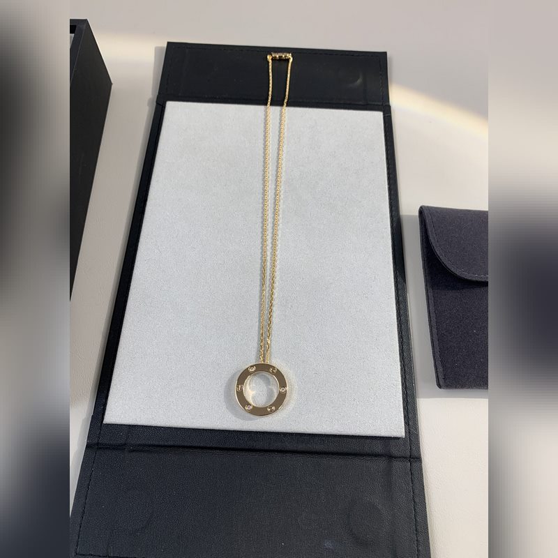 [原單對版] (配全套包裝) 三鑽大餅項鍊 love系列[色色R]大餅項鍊 很