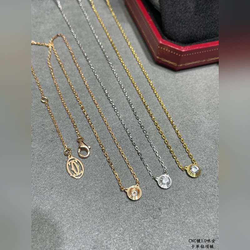 [原單對(duì)版] (配全套包裝) 卡地亞 Cartier單鑽項(xiàng)鍊。經(jīng)典制作 小巧的