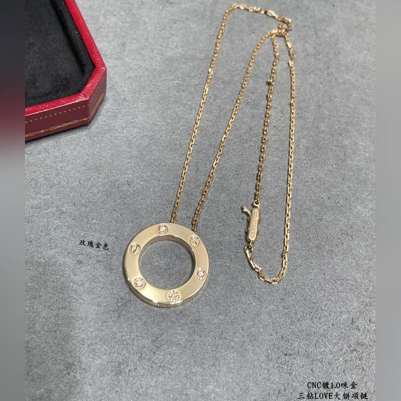 [原單對(duì)版] (配全套包裝) 卡地亞 CartierLOVE三鑽大餅項(xiàng)鍊 實(shí)拍